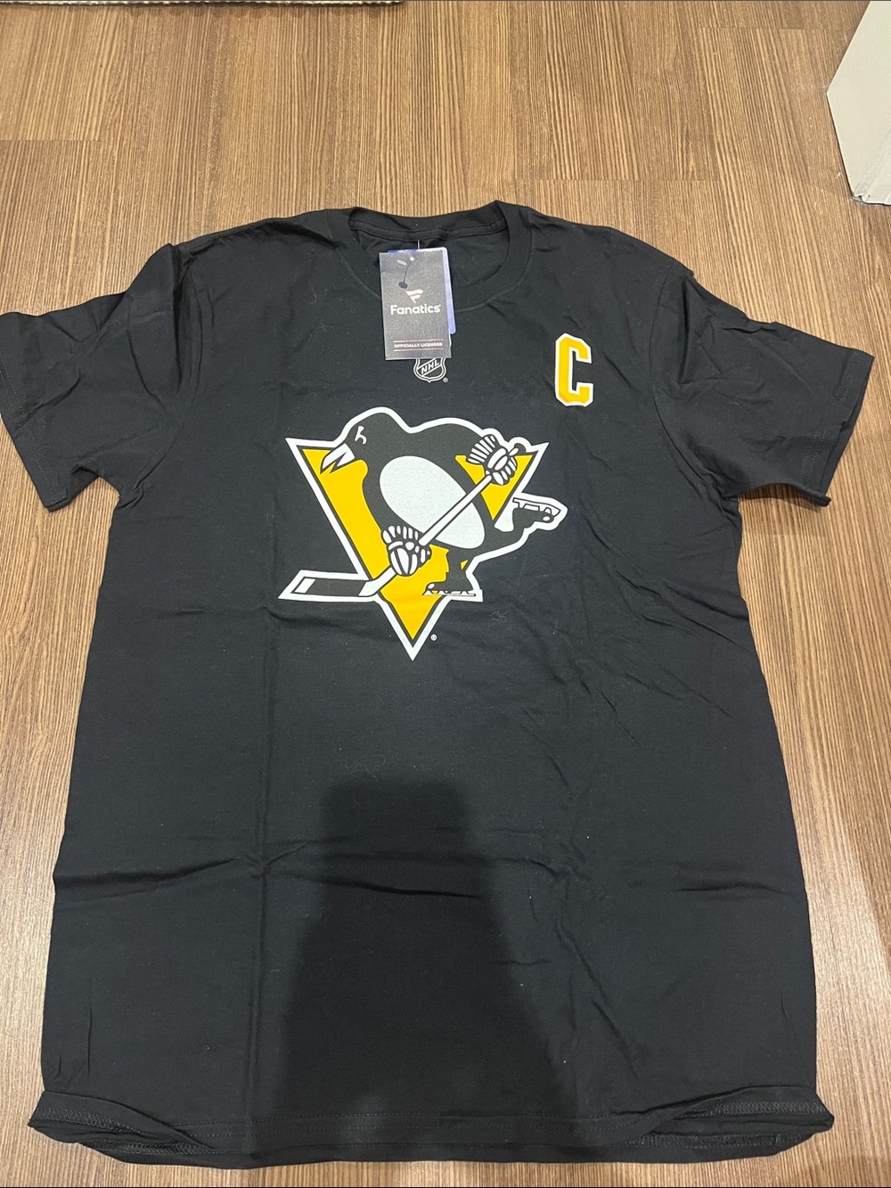 Fanatics Black and Yellow Pittsburgh Penguins Captain Logo Tee